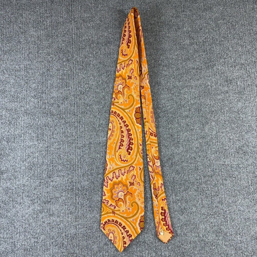 Vintage Roy Clark Tie Mens One Size Orange Paisley Woven Classic Width Necktie